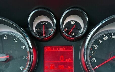 Opel Astra J, 2013 год, 987 000 рублей, 23 фотография