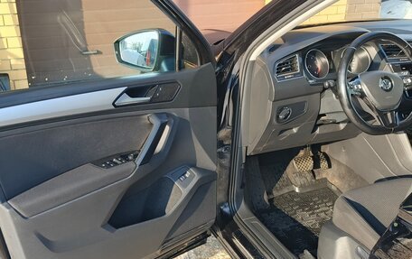 Volkswagen Tiguan II, 2020 год, 2 700 000 рублей, 9 фотография