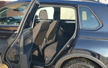 Volkswagen Tiguan II, 2020 год, 2 700 000 рублей, 14 фотография