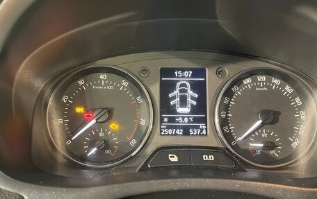 Skoda Fabia II, 2010 год, 550 000 рублей, 12 фотография