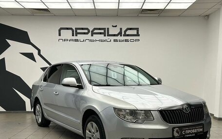 Skoda Superb III рестайлинг, 2010 год, 809 000 рублей, 3 фотография