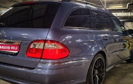 Mercedes-Benz E-Класс, 2003 год, 975 000 рублей, 3 фотография