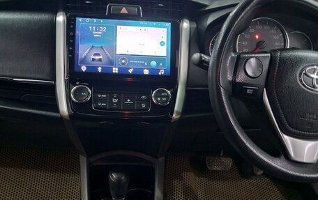 Toyota Corolla, 2018 год, 1 345 000 рублей, 16 фотография