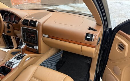 Porsche Cayenne III, 2005 год, 1 350 000 рублей, 13 фотография