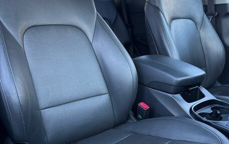 Hyundai Santa Fe III рестайлинг, 2017 год, 2 199 999 рублей, 17 фотография