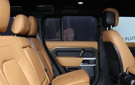 Land Rover Defender II, 2022 год, 7 600 000 рублей, 24 фотография