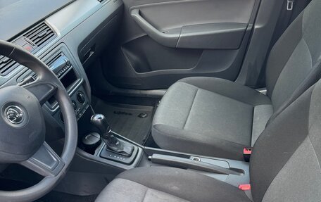 Skoda Rapid I, 2014 год, 1 100 000 рублей, 4 фотография