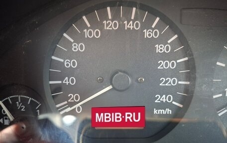 Mitsubishi Carisma I, 2003 год, 385 000 рублей, 6 фотография