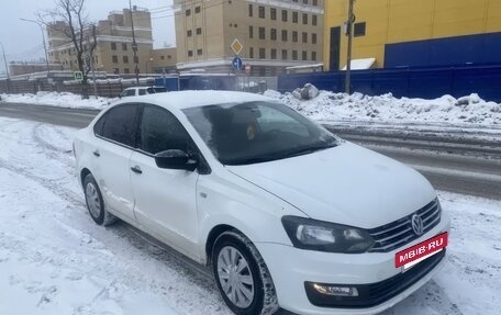 Volkswagen Polo VI (EU Market), 2019 год, 650 000 рублей, 2 фотография