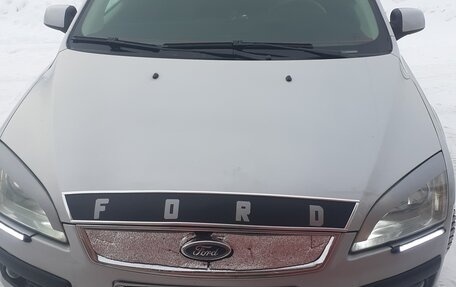 Ford Focus II рестайлинг, 2005 год, 410 000 рублей, 2 фотография