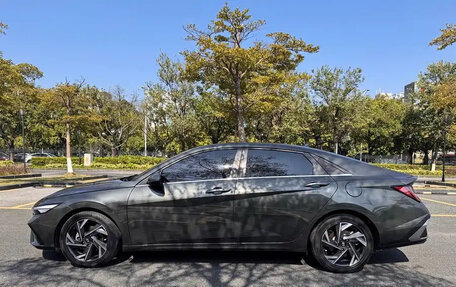 Hyundai Elantra, 2023 год, 1 562 000 рублей, 8 фотография