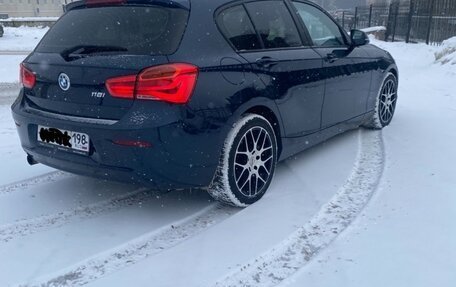 BMW 1 серия, 2017 год, 1 900 000 рублей, 3 фотография