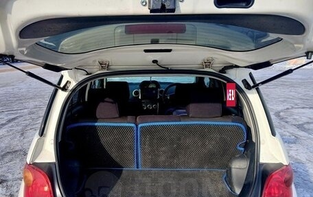 Toyota Ist II, 2002 год, 610 000 рублей, 9 фотография