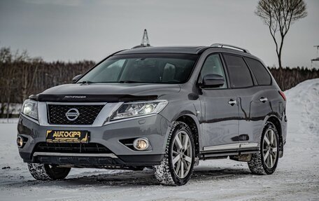 Nissan Pathfinder, 2016 год, 2 395 000 рублей, 4 фотография
