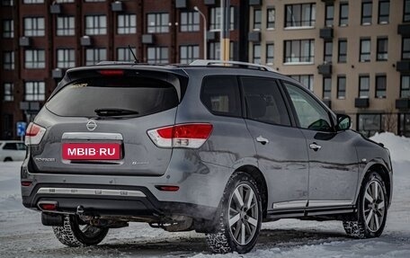 Nissan Pathfinder, 2016 год, 2 395 000 рублей, 8 фотография