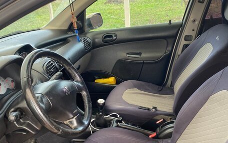 Peugeot 206, 2006 год, 300 000 рублей, 10 фотография