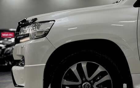 Toyota Land Cruiser 200, 2017 год, 5 850 000 рублей, 10 фотография