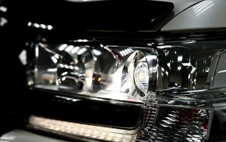 Toyota Land Cruiser 200, 2017 год, 5 850 000 рублей, 17 фотография