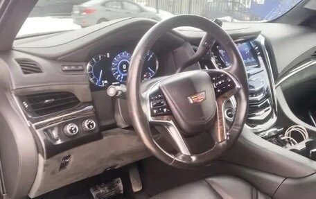 Cadillac Escalade IV, 2015 год, 3 800 000 рублей, 6 фотография