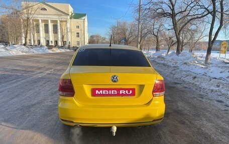 Volkswagen Polo VI (EU Market), 2016 год, 450 000 рублей, 3 фотография