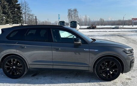 Volkswagen Touareg III, 2021 год, 6 300 000 рублей, 8 фотография