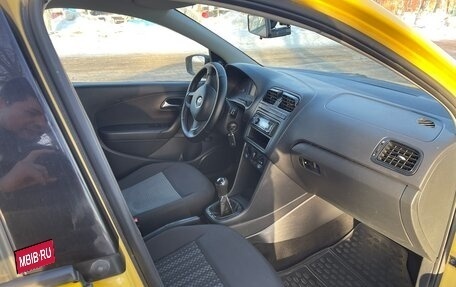 Volkswagen Polo VI (EU Market), 2016 год, 450 000 рублей, 6 фотография