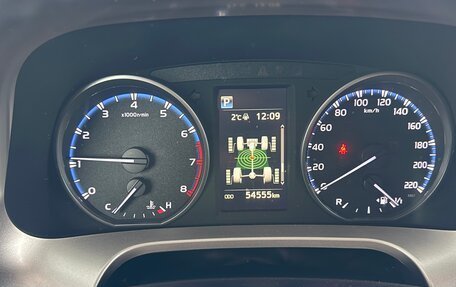 Toyota RAV4, 2018 год, 2 700 000 рублей, 9 фотография