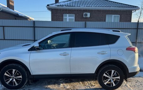 Toyota RAV4, 2018 год, 2 700 000 рублей, 6 фотография