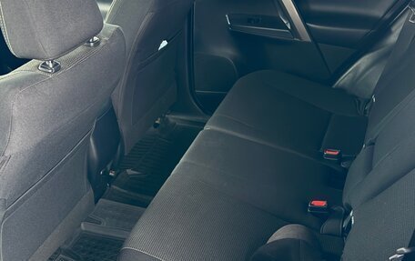 Toyota RAV4, 2018 год, 2 700 000 рублей, 16 фотография