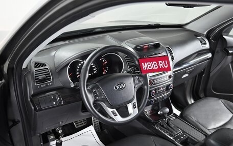 KIA Sorento II рестайлинг, 2014 год, 1 549 000 рублей, 10 фотография