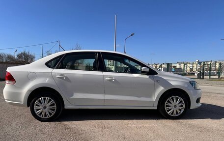 Volkswagen Polo VI (EU Market), 2013 год, 890 000 рублей, 3 фотография
