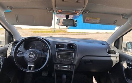 Volkswagen Polo VI (EU Market), 2013 год, 890 000 рублей, 7 фотография