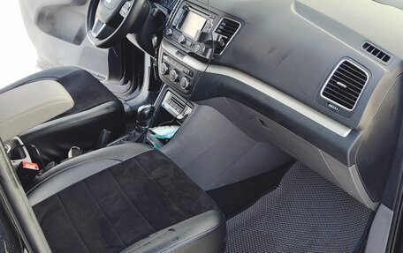 SEAT Alhambra II рестайлинг, 2013 год, 1 890 000 рублей, 12 фотография