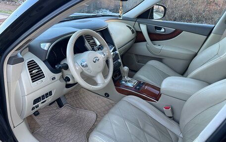 Infiniti FX II, 2012 год, 2 080 000 рублей, 7 фотография