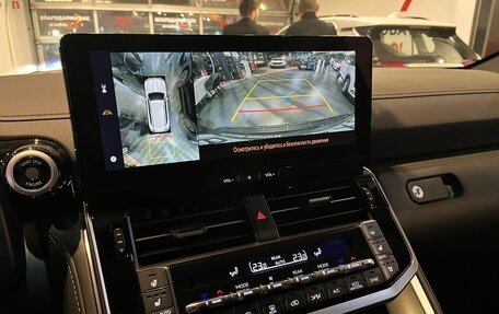 Toyota Land Cruiser, 2025 год, 16 500 000 рублей, 5 фотография