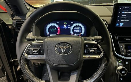 Toyota Land Cruiser, 2025 год, 16 500 000 рублей, 4 фотография