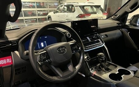 Toyota Land Cruiser, 2025 год, 16 500 000 рублей, 3 фотография