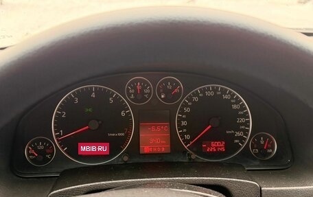 Audi A6, 2003 год, 595 000 рублей, 8 фотография