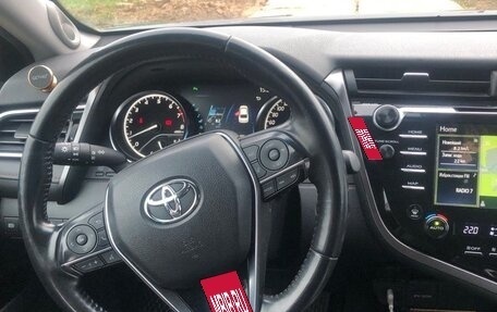 Toyota Camry, 2020 год, 2 900 000 рублей, 7 фотография