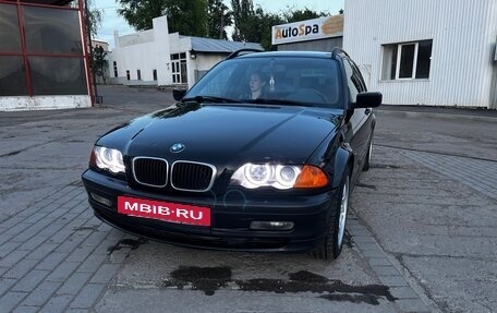 BMW 3 серия, 2001 год, 700 000 рублей, 2 фотография