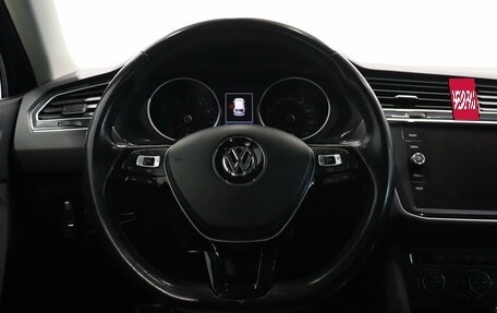Volkswagen Tiguan II, 2020 год, 2 525 000 рублей, 11 фотография