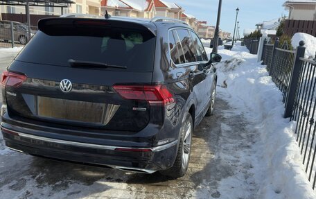 Volkswagen Tiguan II, 2019 год, 2 800 000 рублей, 4 фотография