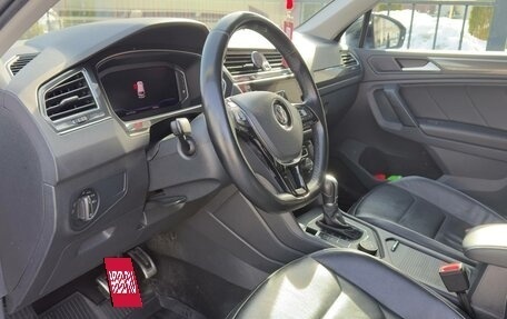 Volkswagen Tiguan II, 2019 год, 2 800 000 рублей, 7 фотография