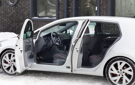 Volkswagen Golf GTI VII, 2018 год, 2 650 000 рублей, 30 фотография