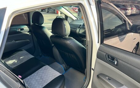 Toyota Prius, 2011 год, 749 999 рублей, 18 фотография