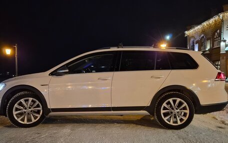 Volkswagen Golf VII, 2016 год, 1 910 000 рублей, 7 фотография