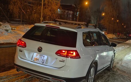 Volkswagen Golf VII, 2016 год, 1 910 000 рублей, 13 фотография