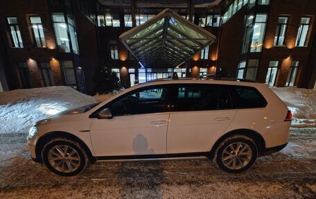 Volkswagen Golf VII, 2016 год, 1 910 000 рублей, 16 фотография