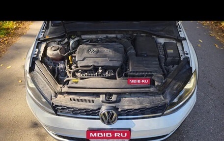 Volkswagen Golf VII, 2016 год, 1 910 000 рублей, 24 фотография