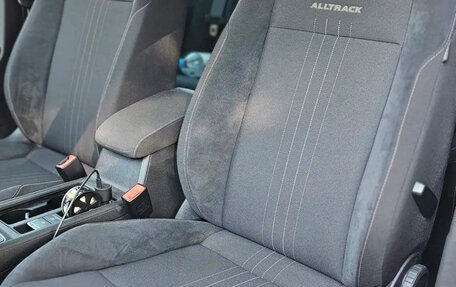 Volkswagen Golf VII, 2016 год, 1 910 000 рублей, 28 фотография